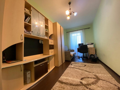 Apartament cu 3 camere in Manastur, zona Edgar Quinet!