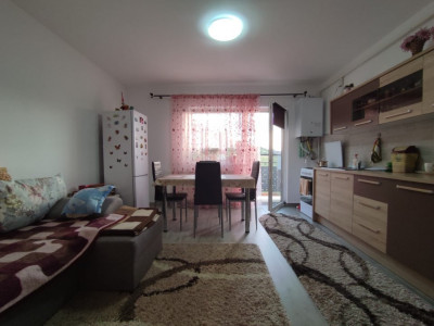 Apartament cu 2 camere la cheie spre vanzare in Floresti !