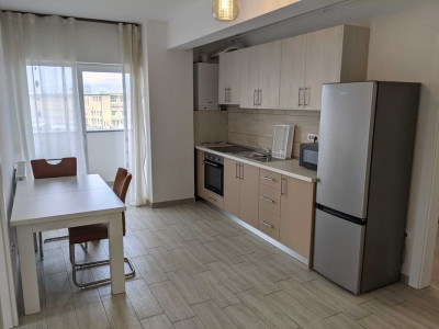 Apartament cu 2 camere decomandat + garaj subteran, zona strazii Fabricii