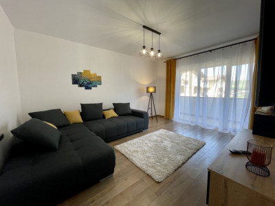 Apartament ultramodern cu 2 camere spatioase in Floresti !