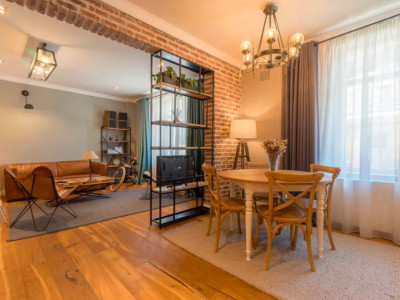 Apartament spre inchiriere | 2 camere | Semidecomandat | Semicentral l Lux