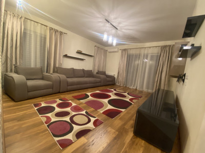 Apartament cu 3 camere semidecomandate spre inchiriere in Manastur!