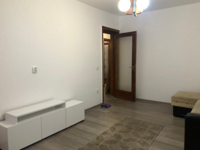 Apartament 2 camere spre inchiriere in Centru!