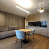 Apartament de inchiriat , 3 camere , Centru thumb 2