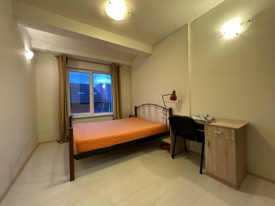 Apartament spre inchiriere cu 3 camere in Zorilor !