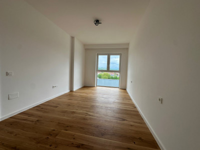 Apartament de vanzare l 2 camere l Floresti