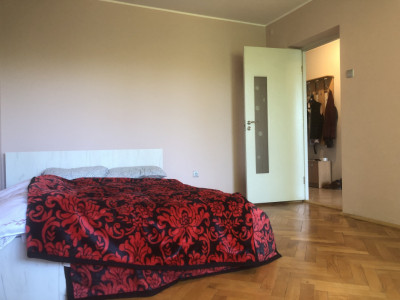 Apartament | De vanzare | 3 Camere | Plopilor
