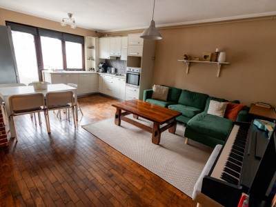 Apartament de vanzare l 2 camere l Floresti