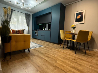 Apartament de vanzare l 3 camere l Floresti