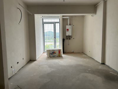 Apartament de vanzare l 3 camere l Floresti