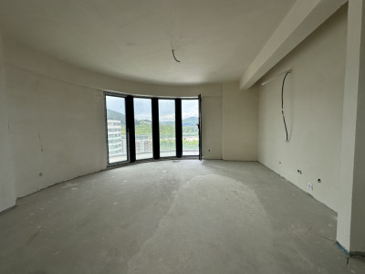 Apartament de vanzare l 3 camere l Floresti