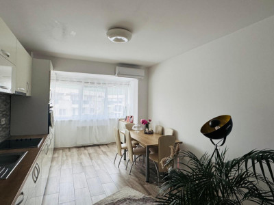 Apartament de vanzare l 3 camere l Floresti