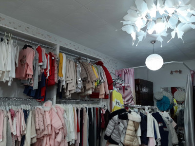 Spatiu comercial | de vanzare | P-ta Mihai Viteazu | Semicentral