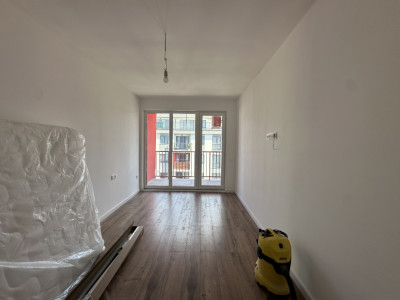 Apartament de vanzare l 3 camere l Floresti