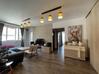 Apartament | de vanzare | 3 camere | Andrei Muresanu