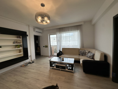 Apartament de vanzare l 3 camere l terasa circulara de 202 mp l Floresti