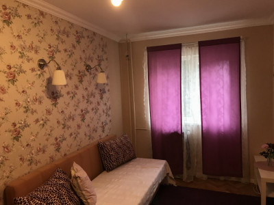 Apartament de 3 camere spre inchiriere !